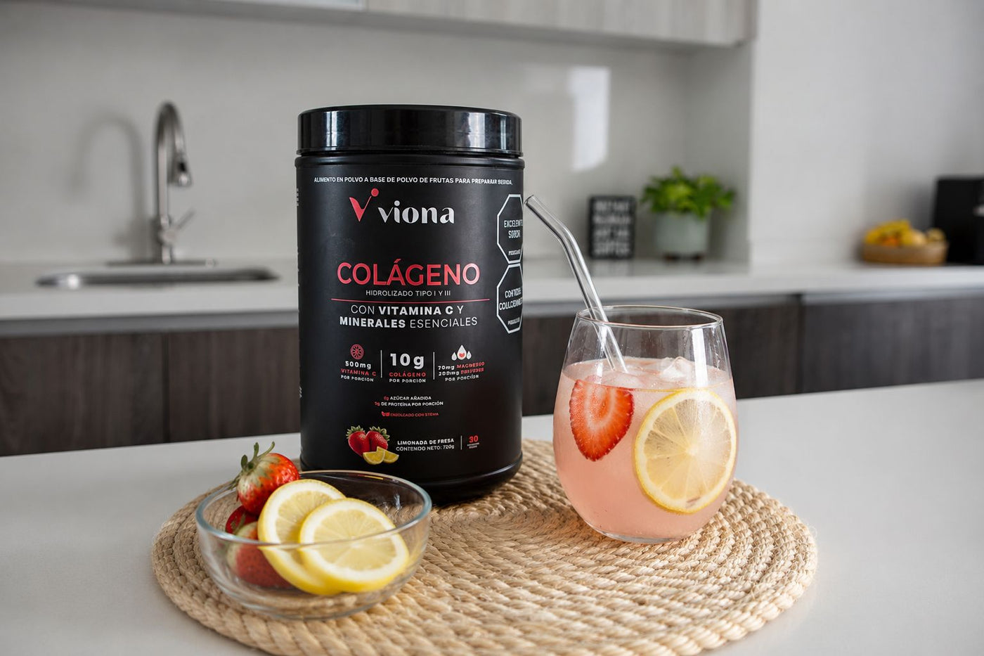 Preparación de Viona con agua fría y una medida de colágeno